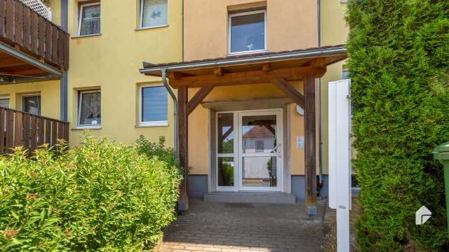 Vermietete 2-Zimmer-Wohnung mit Balkon in einem sehr gepflegten Mehrparteienhaus