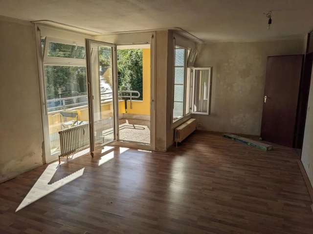 2,5 Zimmer-Wohnung in bevorzugter Esslinger Höhenlage