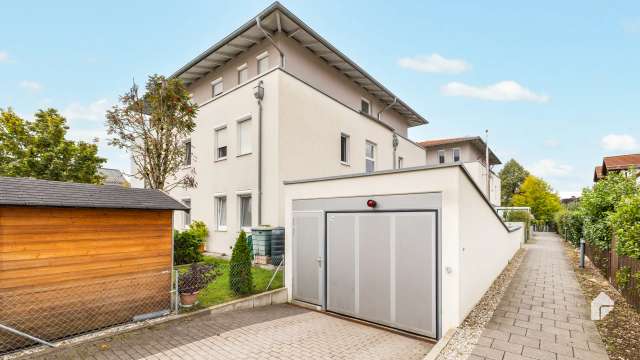 Attraktive 4-Zimmer-Wohnung mit Terrasse und Garten in Putzbrunn
