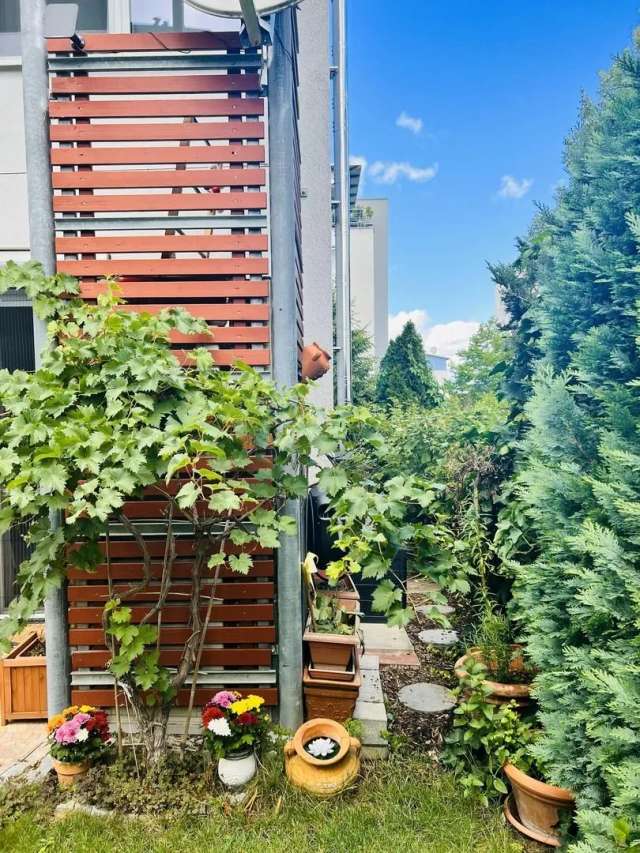 Hausen - Provisionsfrei/4-Zimmer-Maisonette/Haus im Haus/Stuttgart-Weilimdorf/Süd-Terrasse und Garten