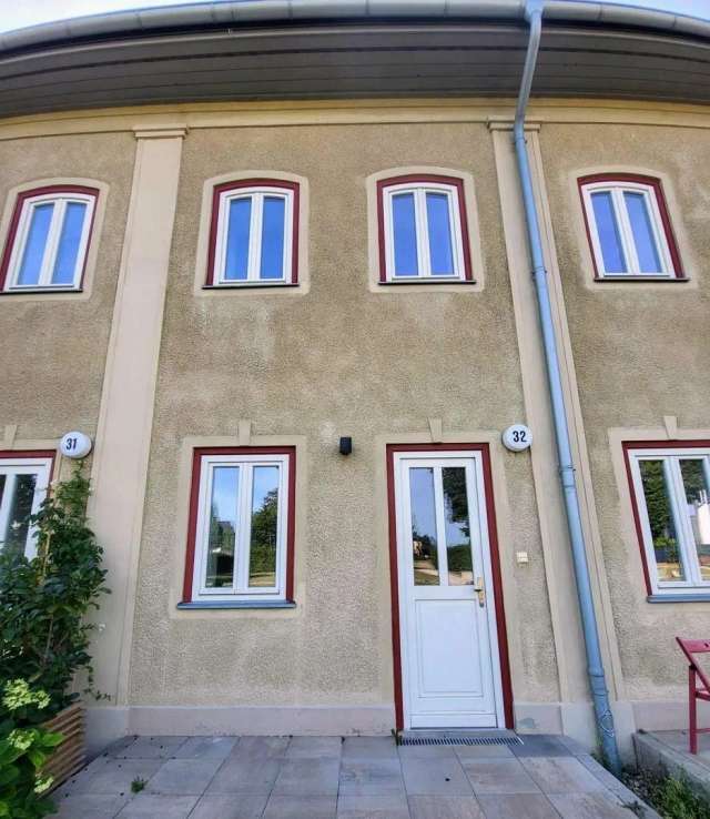 Familienfreundliches Wohnen in der Anlage "Chateau de Roon" mit Blick auf das Schloss