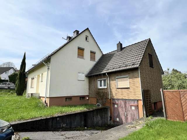 1800 m² Grundstück in Wuppertal Ronsdorf mit Altbestand zum Verkauf