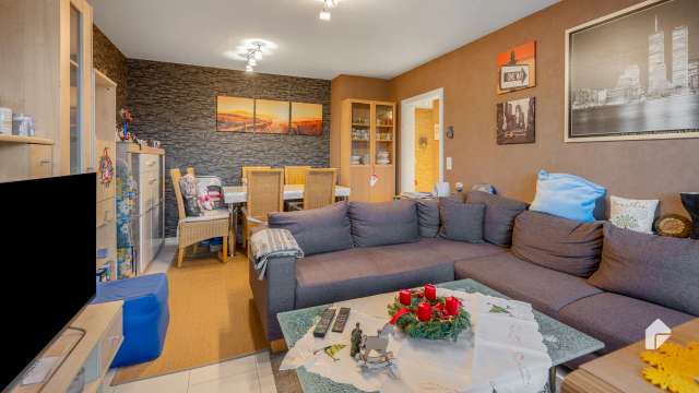 Attraktive 2-Zimmer-Wohnung mit Balkon und Stellplatz in ruhiger Lage von Unterriexingen