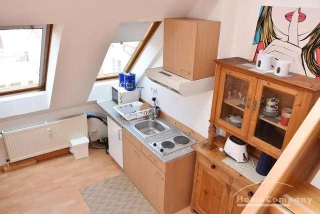 Ricklingen, Moderne möblierte  Maisonette-Wohnung im DG für 1-2 Pers.