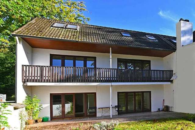 Renovierungsbedürftige Maisonette ETW mit Gartennutzung im grünen Wellingsbüttel