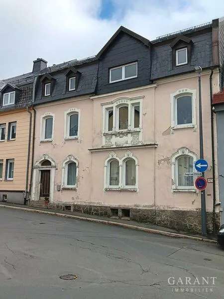 Dreifamilien-Reihenmittelhaus - in Schwarzenbach a. Wald !