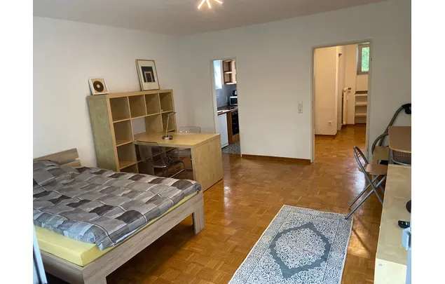 Schöne 2 Zimmer Wohnung in gepflegtem Gebäude mit Balkon