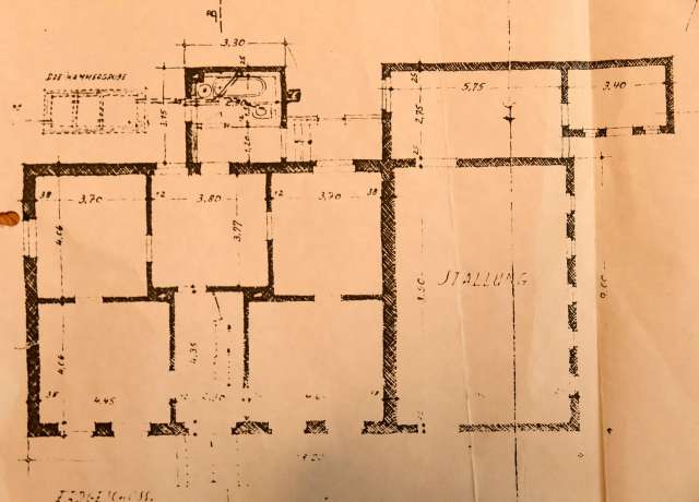 Mehrfamilienhaus mit Ausbaupotential und großem Garten