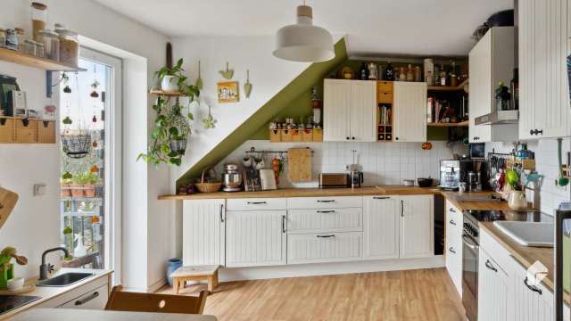 Geräumige 3-Zimmer-Maisonette-Wohnung mit zwei Balkonen und Gartennutzung