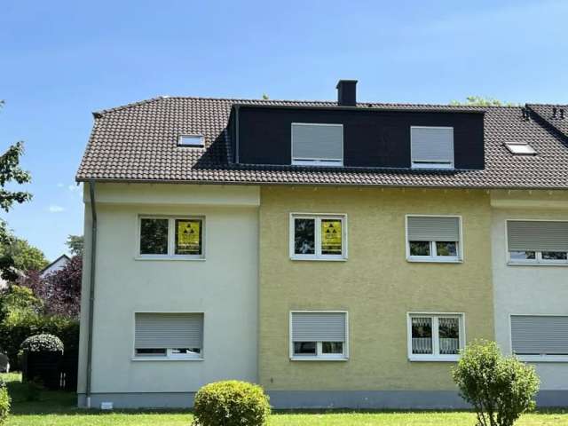 BONN BEUEL TOP 3-Zimmer Wohnung im 1.OG, ca. 90 m²  Wfl.,