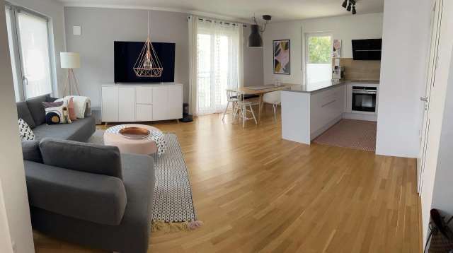 Moderne, hochwertige 4 Zimmer Maisonette-Wohnung