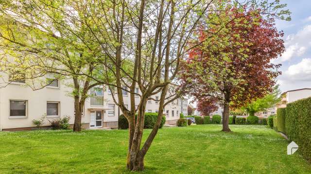 Langjährig vermietete 3-Zimmer-Wohnung mit Balkon in begehrter Lage