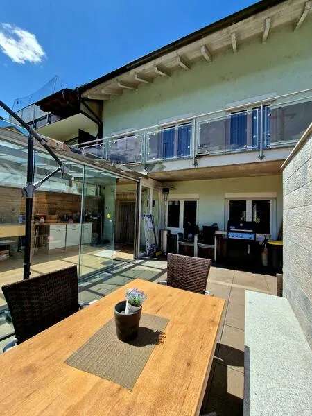 Wow! 5-Zi-LUXUS-Wohnung auf 3 Etagen: Wintergarten, Terrasse, Balkon zentral in Lörrach! ELW möglich