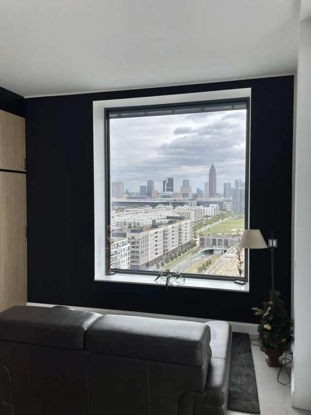 Luxus Pur- 4Zi Penthouse mit Skyline Blick