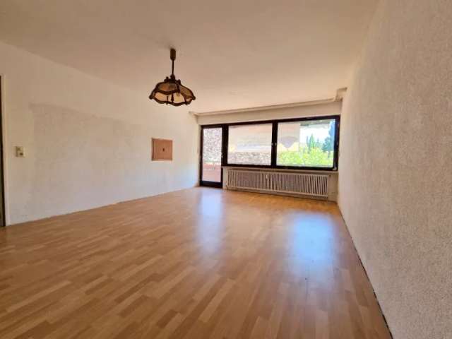 2 Zimmer Wohnung in Lörrach - Top Lage mit Balkon und Stellplatz