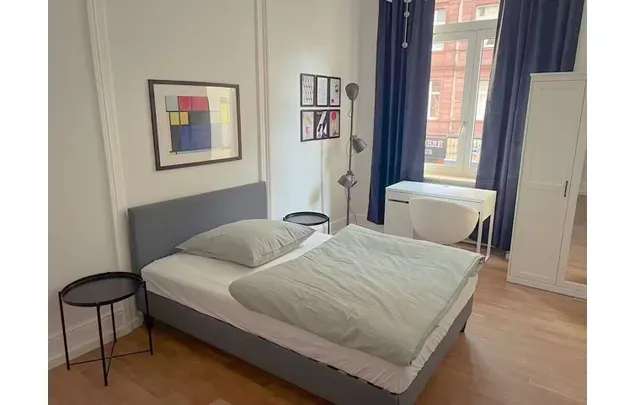 Mieten Sie eine 6 Zimmerwohnung von 280 m² in Frankfurt (Münchener Straße 26, 60329 Frankfurt, Germany) – immosurf.de