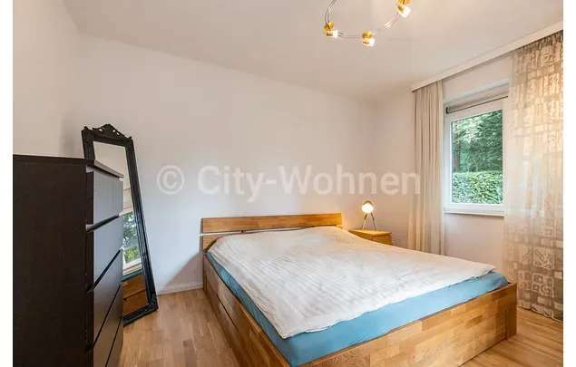 Sonnige 3 Zimmer Wohnung in Hamburg Wellingsbuttel mit Terrasse