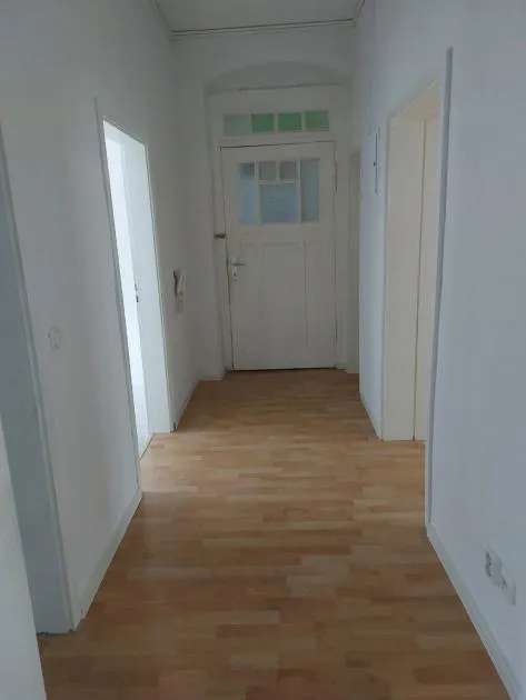 Helle 3 Zimmer Wohnung im EG mit Garten ca 69 03m² WG tauglich