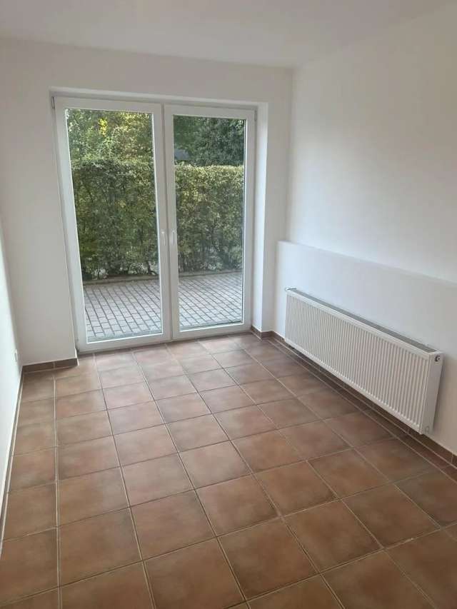 Lichtdurchflutete 2,5 Zimmer Erdgeschosswohnung mit Terrasse