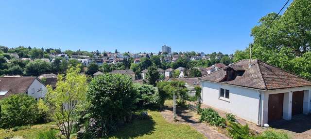 Neubau: Traumhafte 3,5- Zimmer- Wohnung in Schloss nähe!