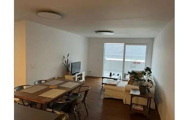 Moderne 3 Zimmer Wohnung in Stuttgart mit Balkon und guter Verkehrsanbindung