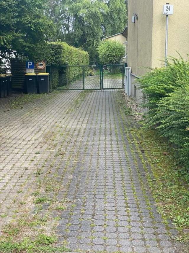 Verkauf eines 96 qm eingeschossigen Reihenhauses in sehr ruhiger Anliegerstraße nahe des Nymphensees