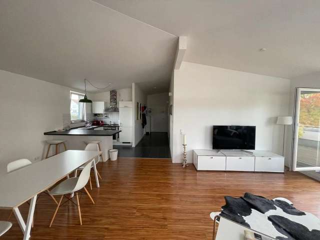 3-Zimmer Penthouswohnung im Grünen