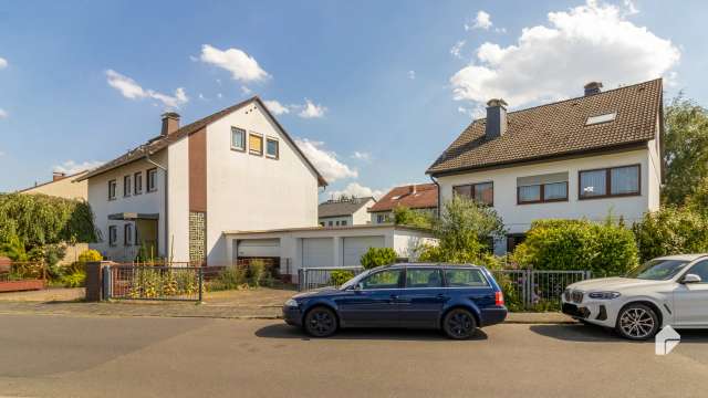 Exklusives Wohnen in Kelkheim: Großzügige Maisonette mit Balkon und Stellplatz