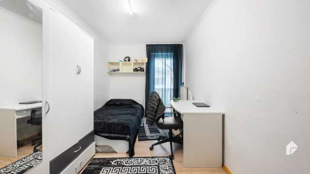 Großzügige Maisonettewohnung mit zwei Balkonen und moderner Ausstattung