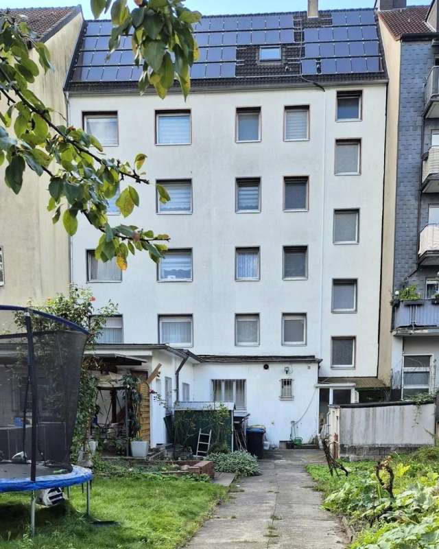 Wanne - Attraktives modernes Mehrfamilienhaus mit Gewerbeeinheiten und Garten in Herne Wanne