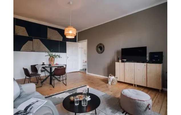 Mieten Sie eine 1 Zimmerwohnung von 60 m² in Berlin (Stargarder Straße, 10437 Berlin, Germany) – immosurf.de