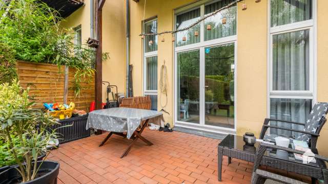 Perfektes Zuhause für Familien – Reihenmittelhaus mit Garten, Terrasse und Carport