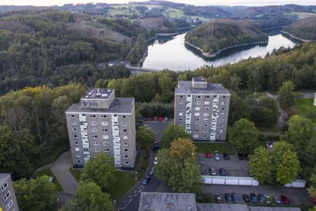 4 Zimmerwohnung mit Balkon am Hackenberg
WBS erforderlich