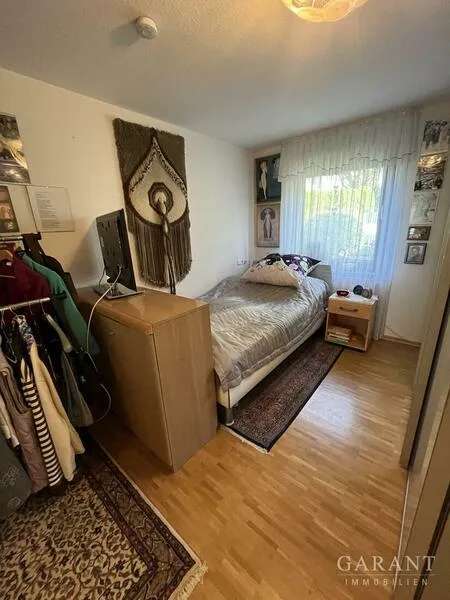 Kapitalanleger aufgepasst!! Charmante vermietete 4 Zimmer Erdgeschoss-Wohnung in ruhiger Lage!