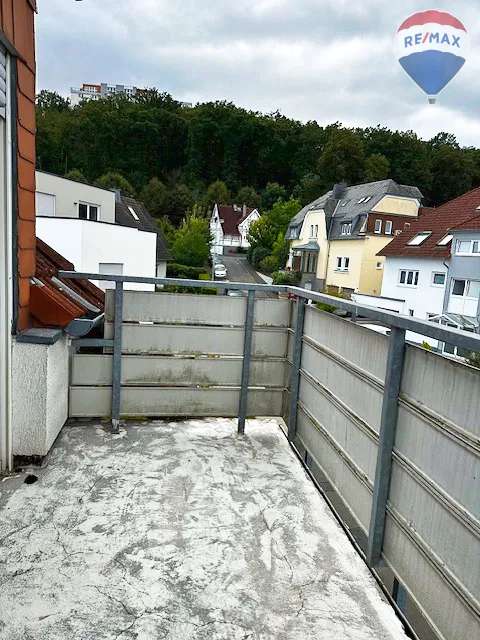 1-Zimmer-Apparment mit Balkon und Stellplatz