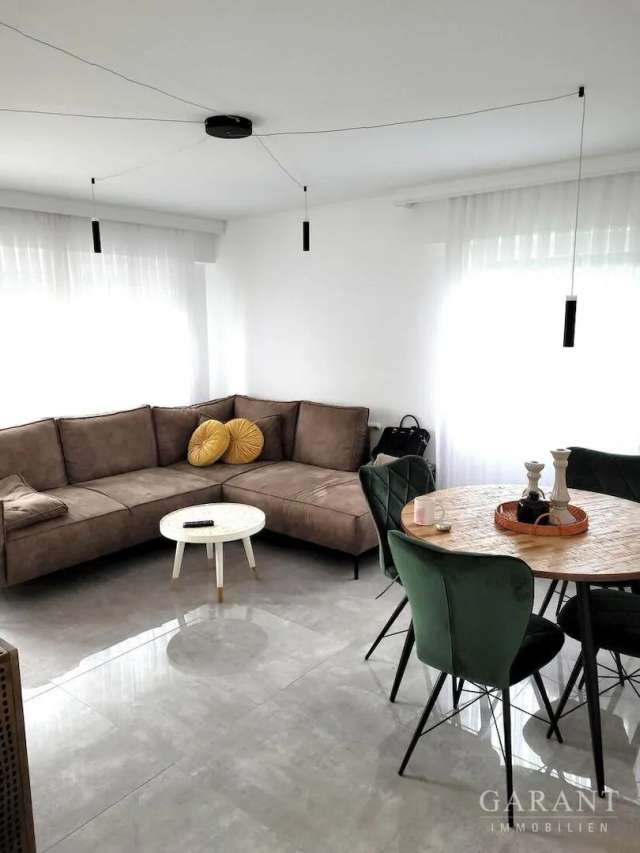 !!!!   Tolle 4 Zimmer-Wohnung mit Balkon in Asperg  !!!!