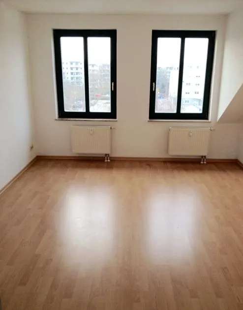 3 Zimmer Wohnung im DG in MD Sudenburg mit EBK und Keller