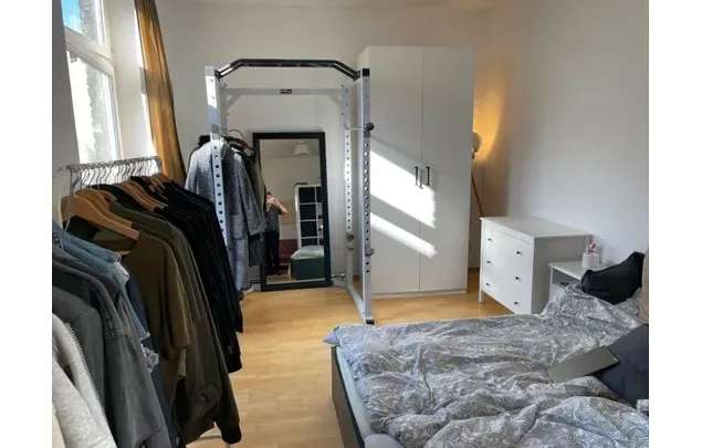 85qm Wohnung im Herzen Kölns - voll ausgestattet, inkl. Möbel und Internet